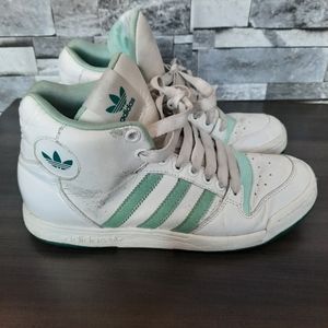 RARE VINTAGE ADIDAS 80s/90s Hi Top women's tennis sneakers size 6.5US